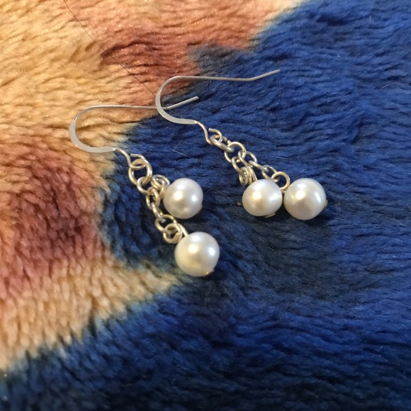 Anthropologie Jewelry - NWOT BHLDN Anthropologie faux pearl cluster earrings